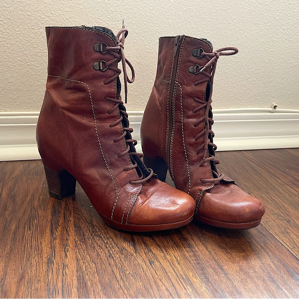 Hispanitas Genuine Leather Boots